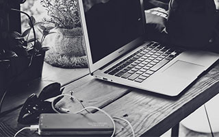 PG电子官方直营-马尔卡宁更新ins，晒出自己与国家队队友穆里宁的精彩空接配合